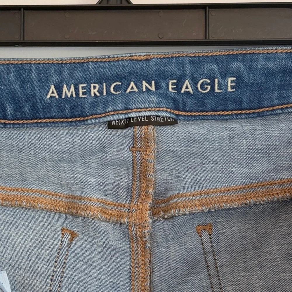 American Eagle Outfitters Light Blue Jeggings - Picture 2 of 8
